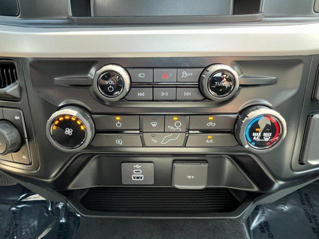 new 2025 Ford F-350 car, priced at $56,560