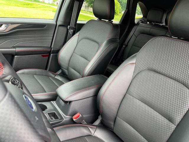 new 2025 Ford Escape car, priced at $32,538