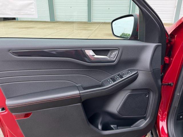 new 2025 Ford Escape car, priced at $32,538