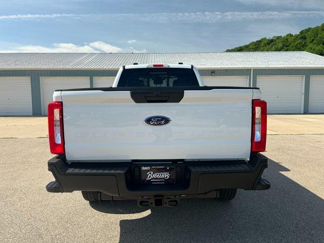 new 2025 Ford F-250 car, priced at $63,295