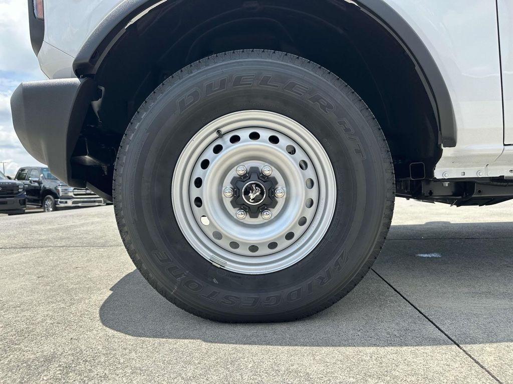new 2025 Ford Bronco car, priced at $39,883