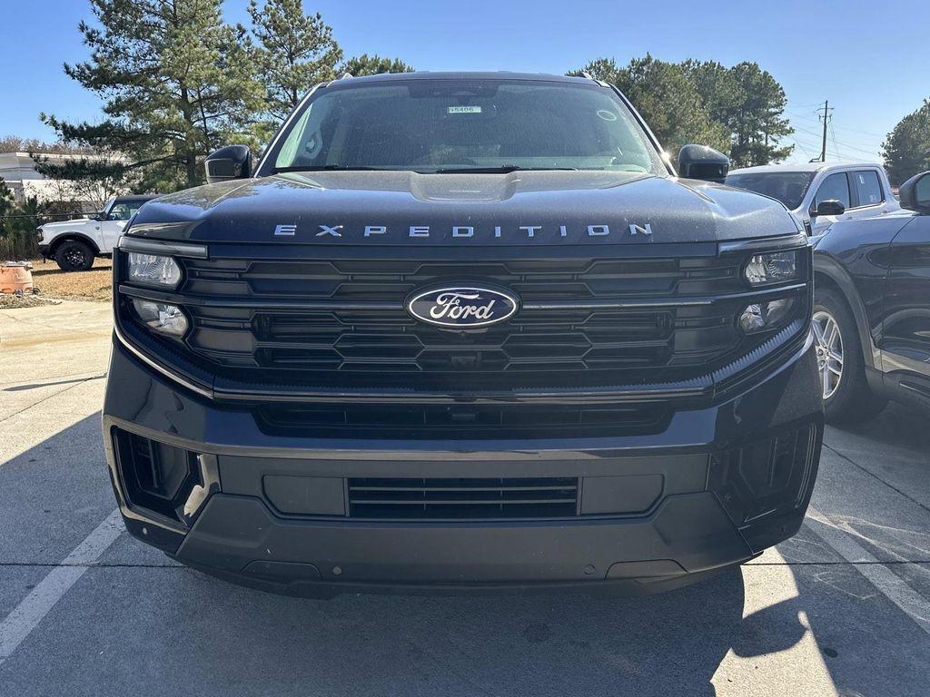 new 2025 Ford Expedition car, priced at $61,088