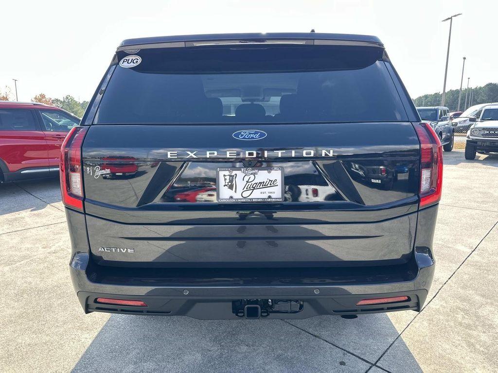 new 2025 Ford Expedition car, priced at $61,088