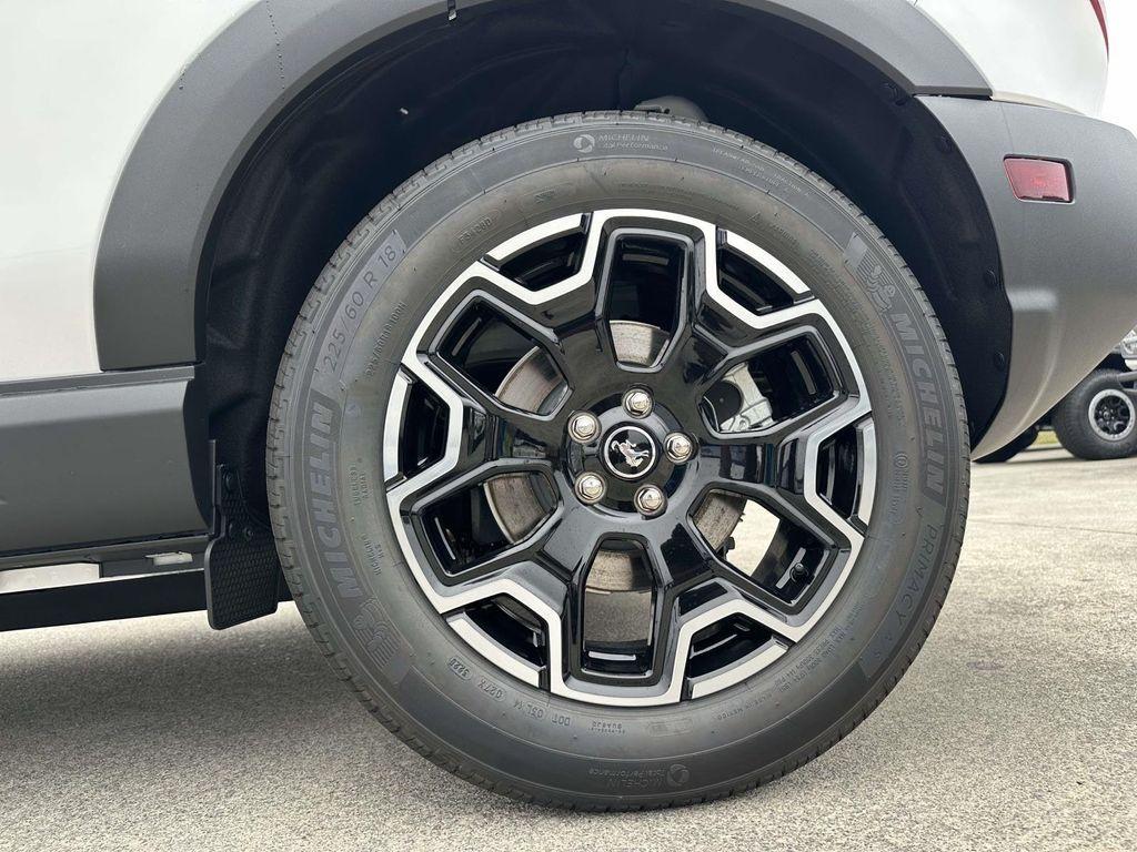 new 2025 Ford Bronco Sport car, priced at $38,973
