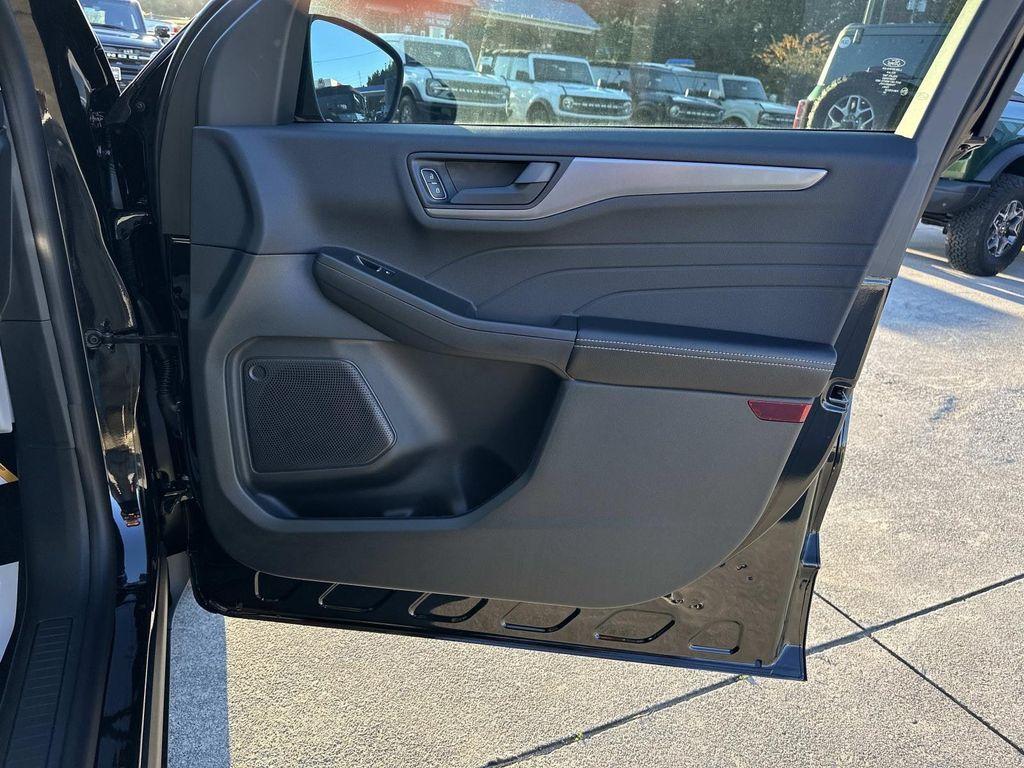 new 2026 Ford Escape car, priced at $30,778