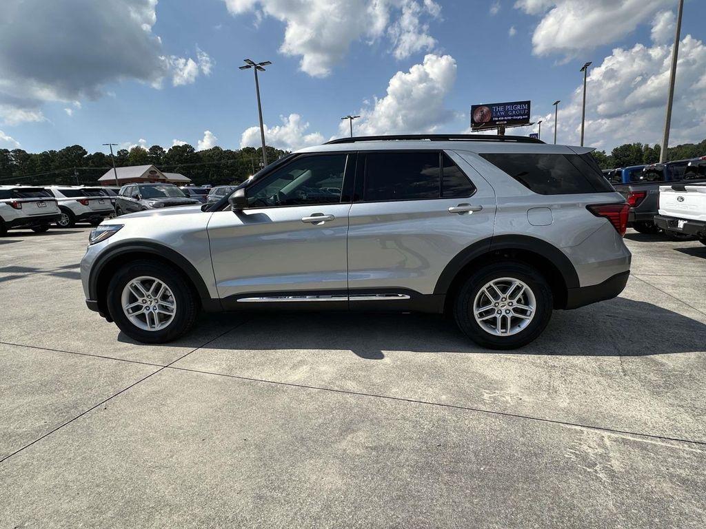 new 2025 Ford Explorer car, priced at $40,528