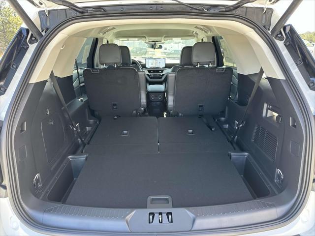 new 2025 Ford Explorer car, priced at $41,903