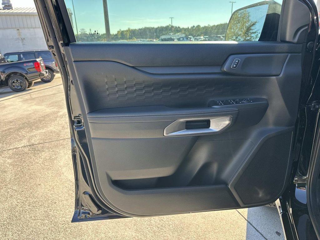 new 2025 Ford Ranger car, priced at $34,823