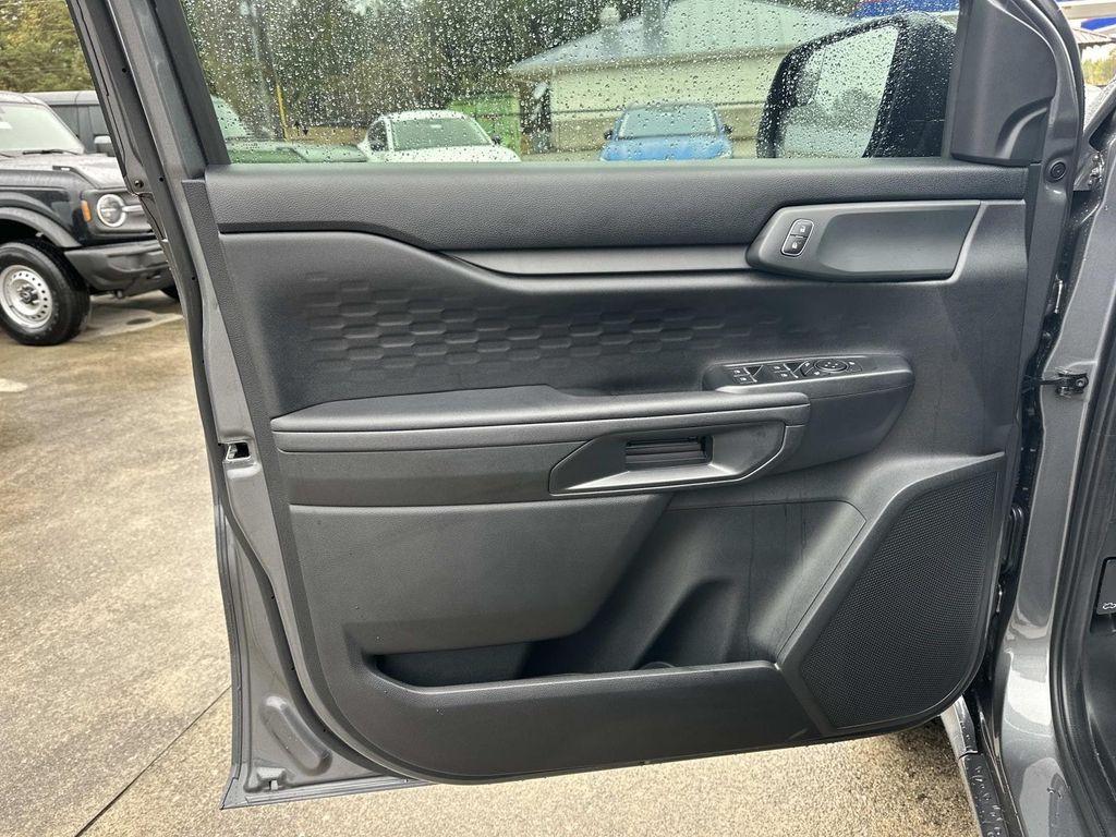 new 2025 Ford Ranger car, priced at $32,908