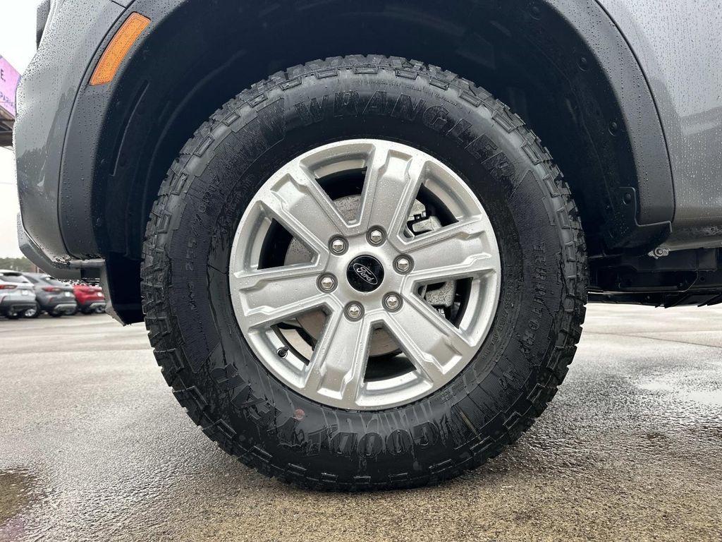 new 2025 Ford Ranger car, priced at $32,908