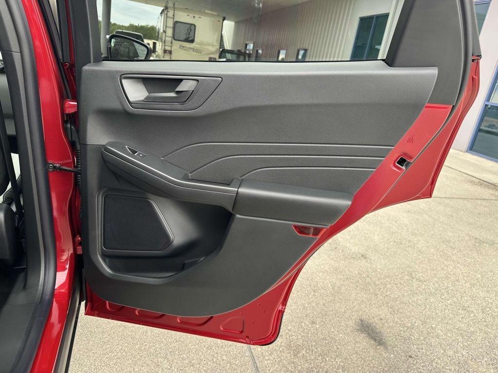 new 2025 Ford Escape car, priced at $30,048