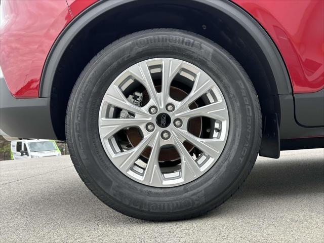 new 2025 Ford Escape car, priced at $30,048