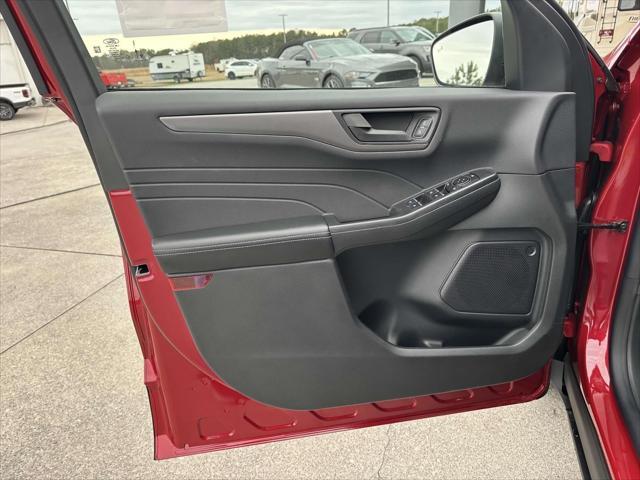 new 2025 Ford Escape car, priced at $30,048
