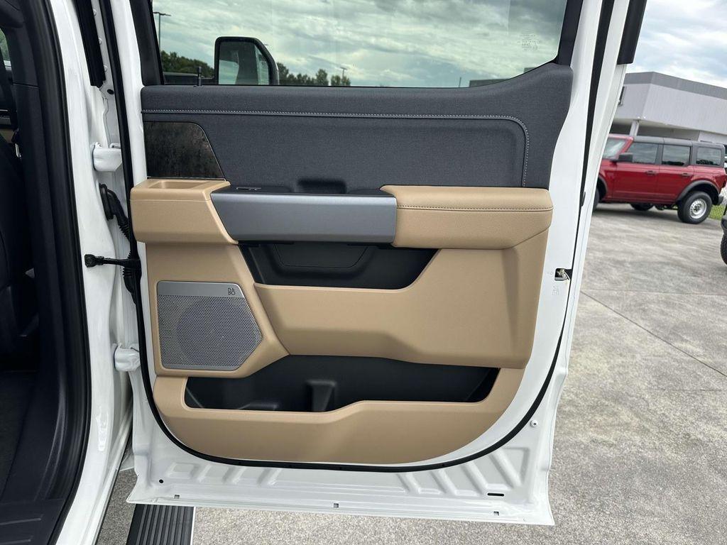 new 2025 Ford F-250 car, priced at $85,523
