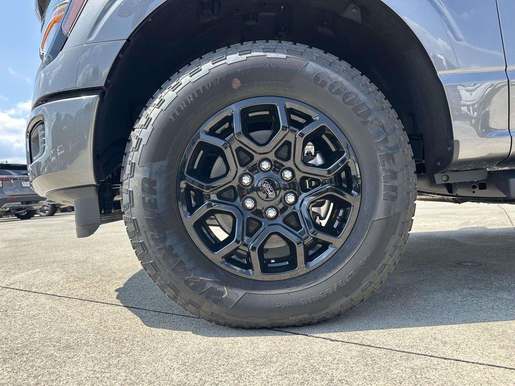 new 2025 Ford F-150 car, priced at $52,038