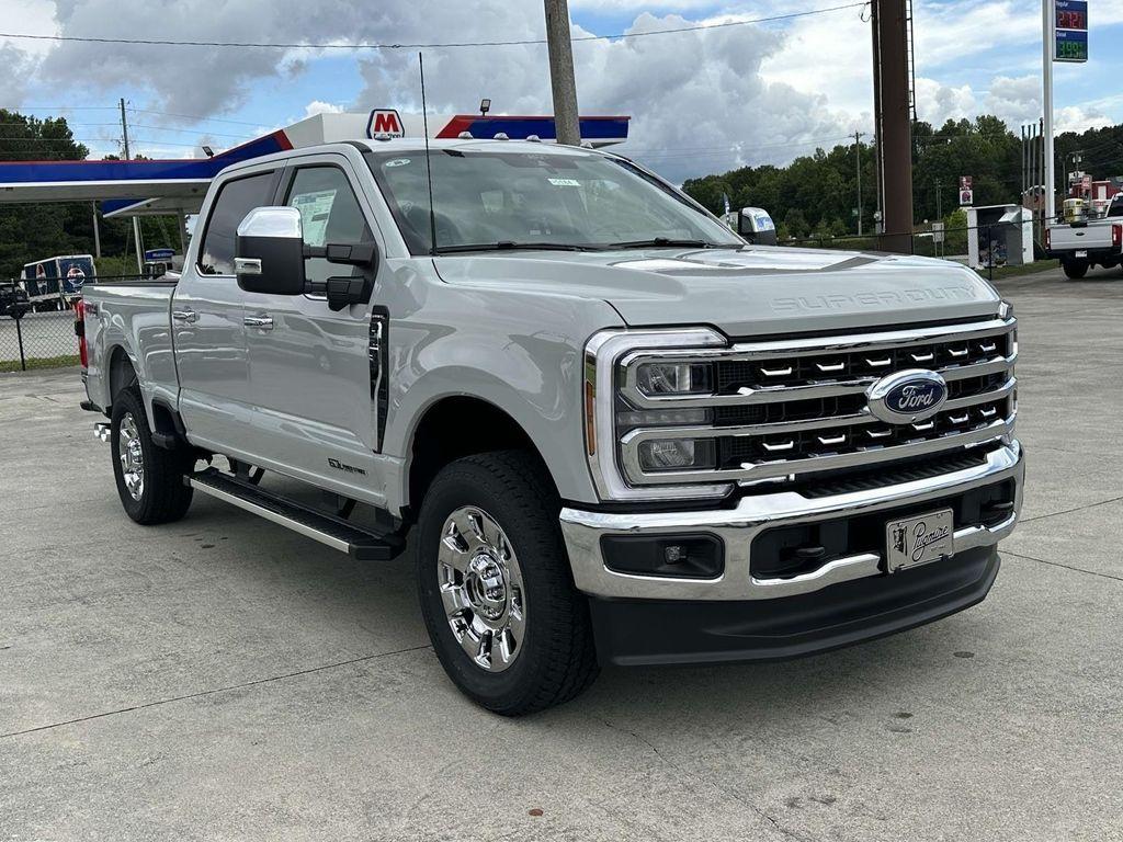 new 2025 Ford F-250 car, priced at $74,738