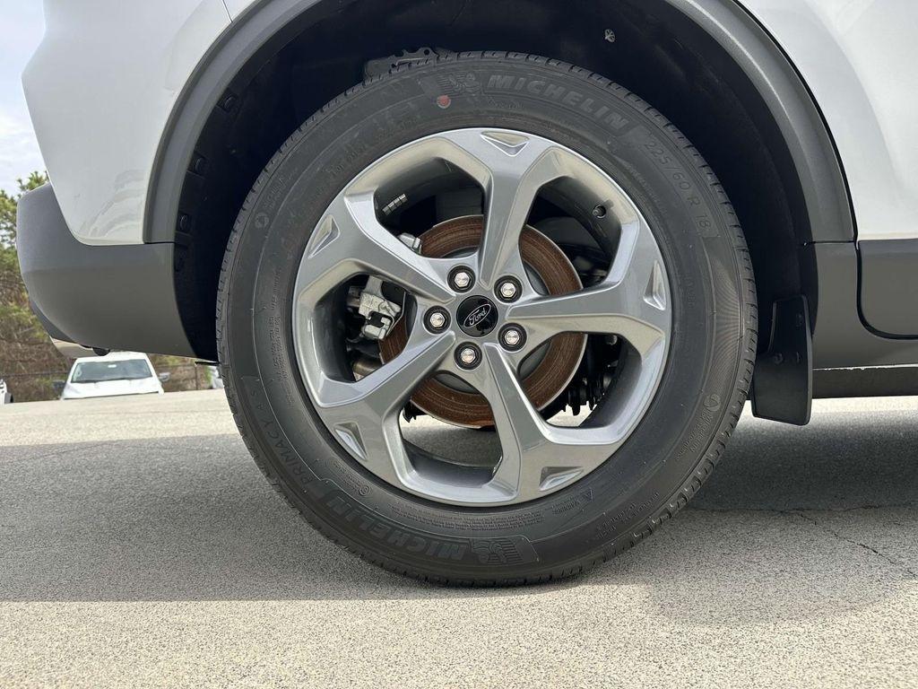 new 2025 Ford Escape car, priced at $31,398
