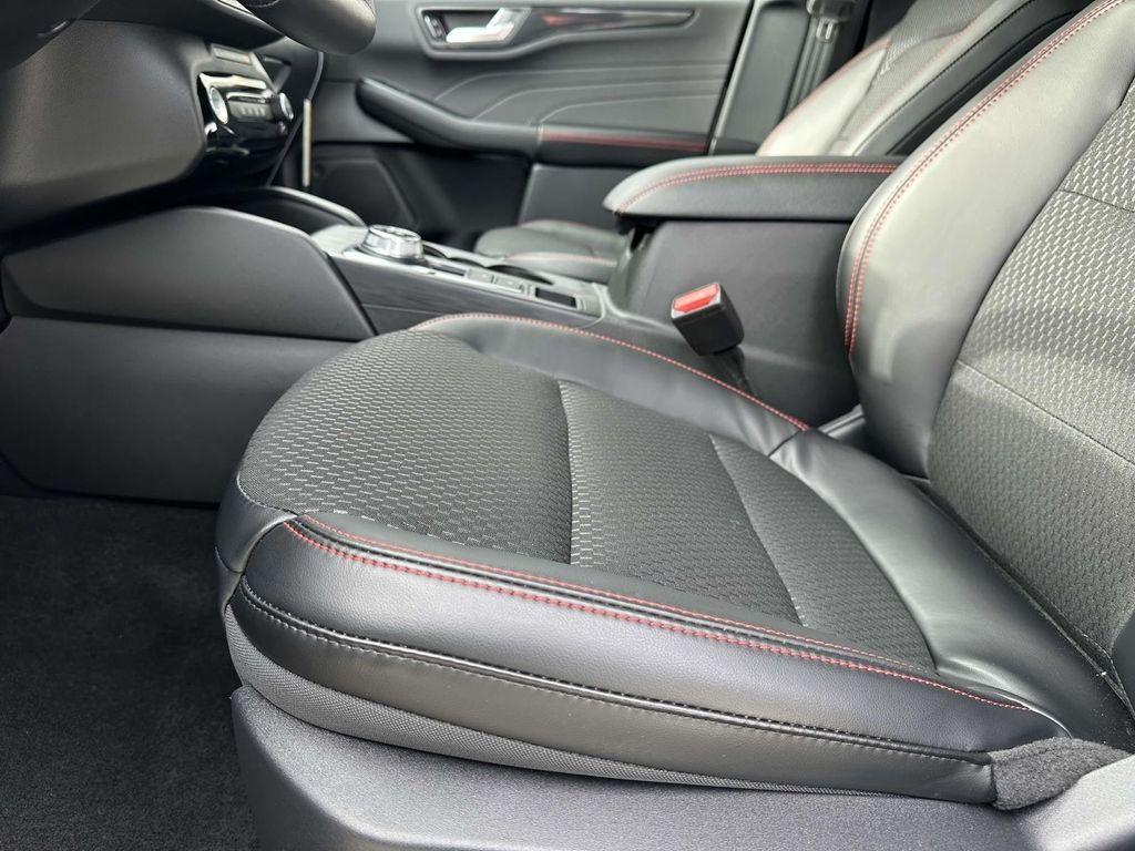 new 2025 Ford Escape car, priced at $31,398