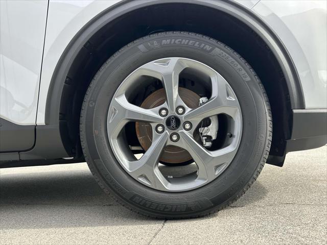 new 2025 Ford Escape car, priced at $31,398