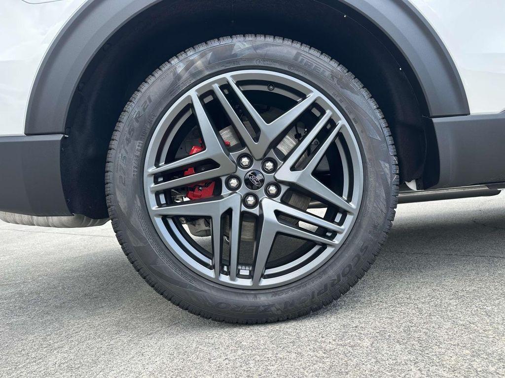 new 2025 Ford Explorer car, priced at $56,998
