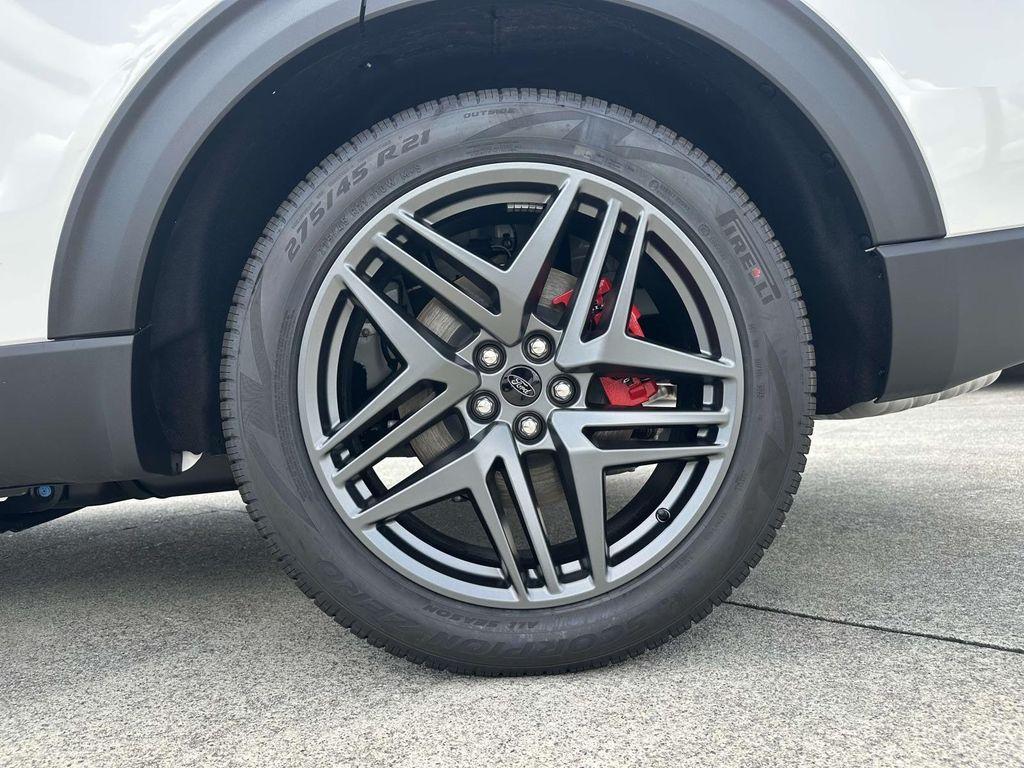 new 2025 Ford Explorer car, priced at $56,998