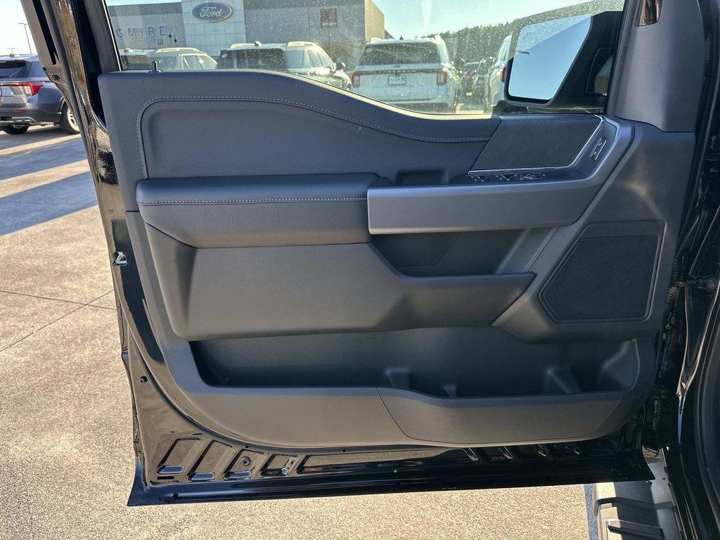 new 2025 Ford F-150 car, priced at $55,828