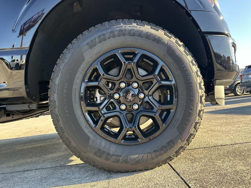 new 2025 Ford F-150 car, priced at $55,828