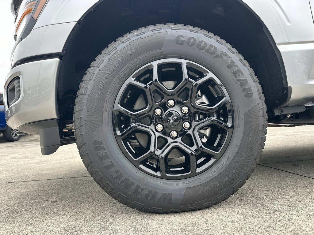 new 2025 Ford F-150 car, priced at $57,678
