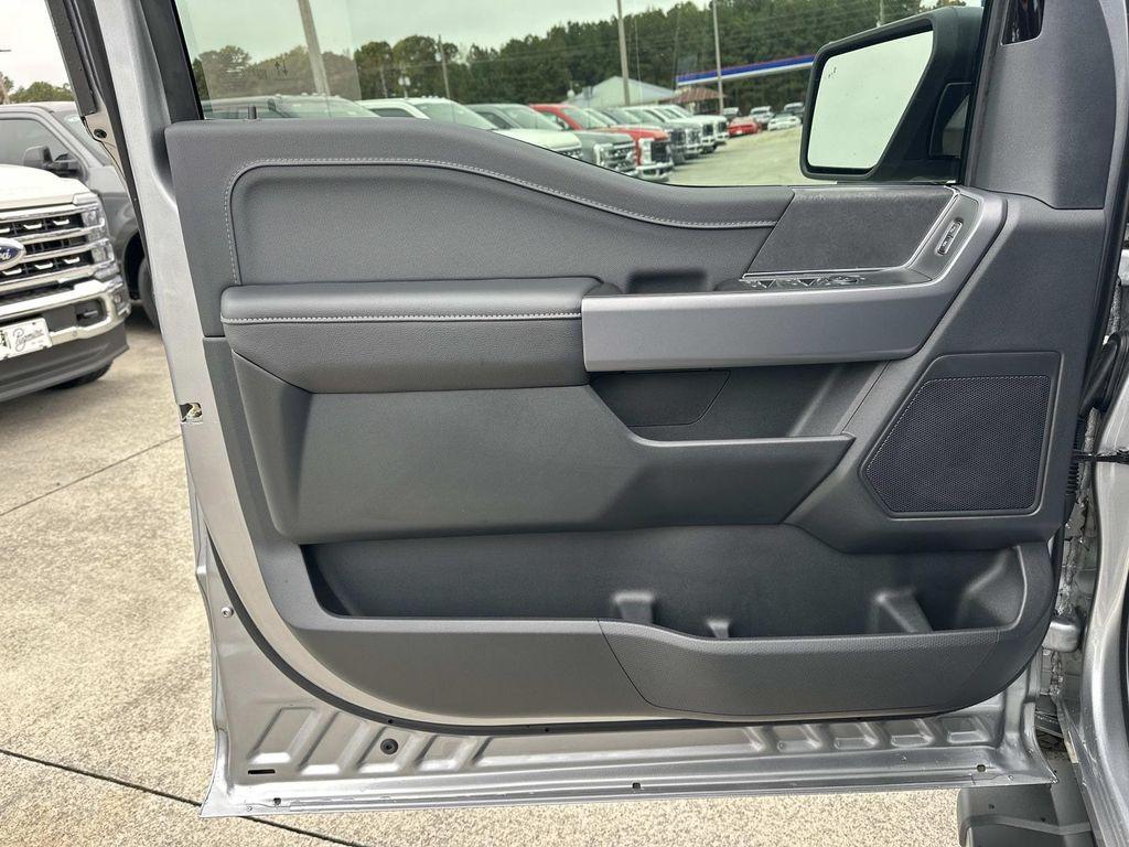 new 2025 Ford F-150 car, priced at $57,678