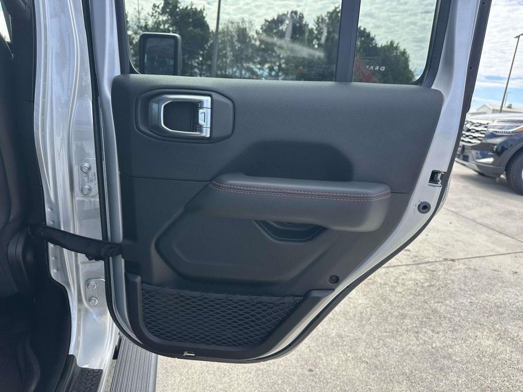 used 2022 Jeep Gladiator car, priced at $42,990