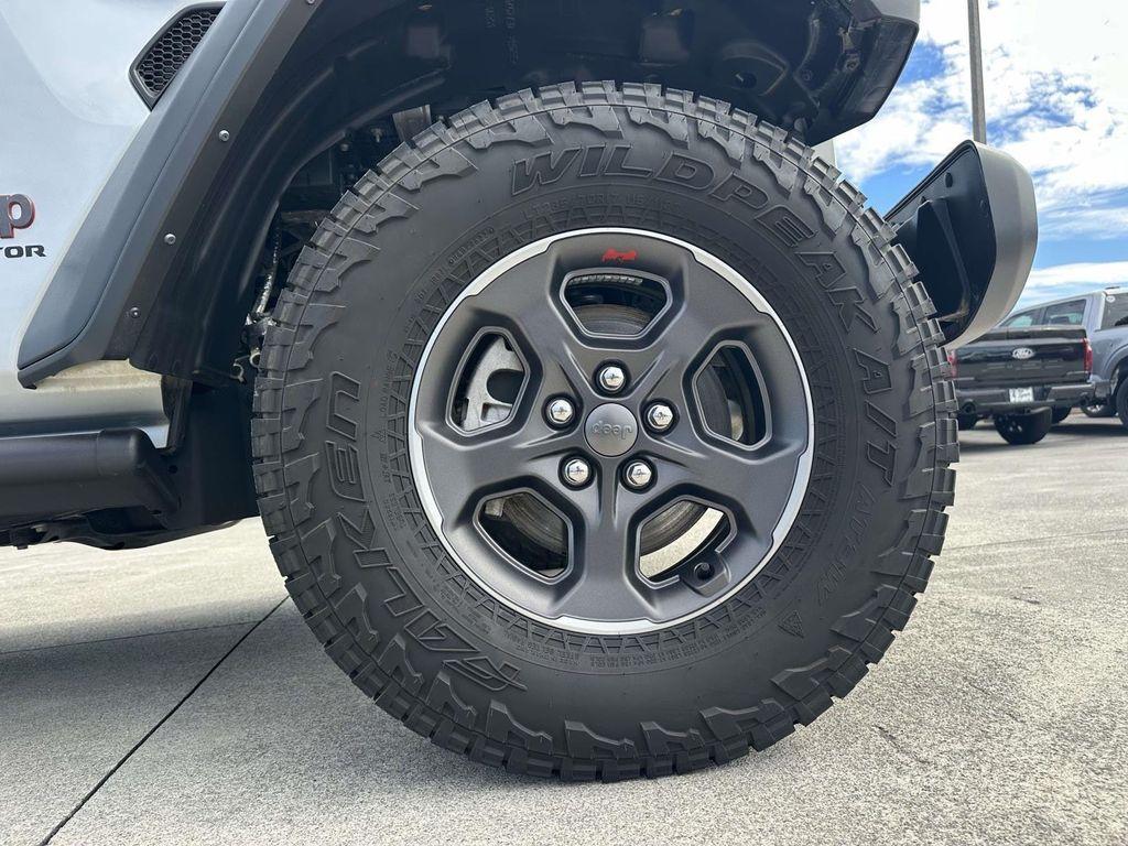 used 2022 Jeep Gladiator car, priced at $42,990