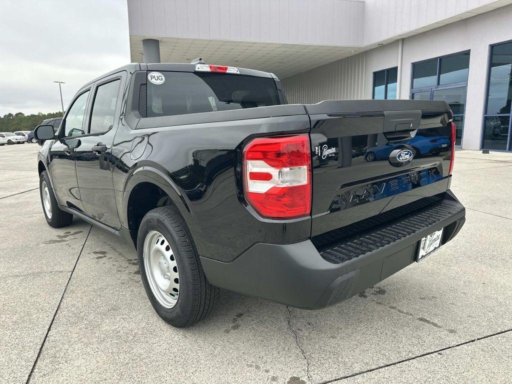 new 2025 Ford Maverick car, priced at $27,938