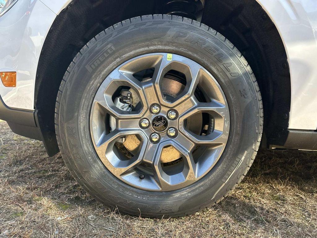 new 2025 Ford Maverick car, priced at $32,253