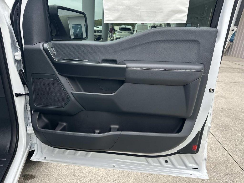 new 2025 Ford F-150 car, priced at $40,748