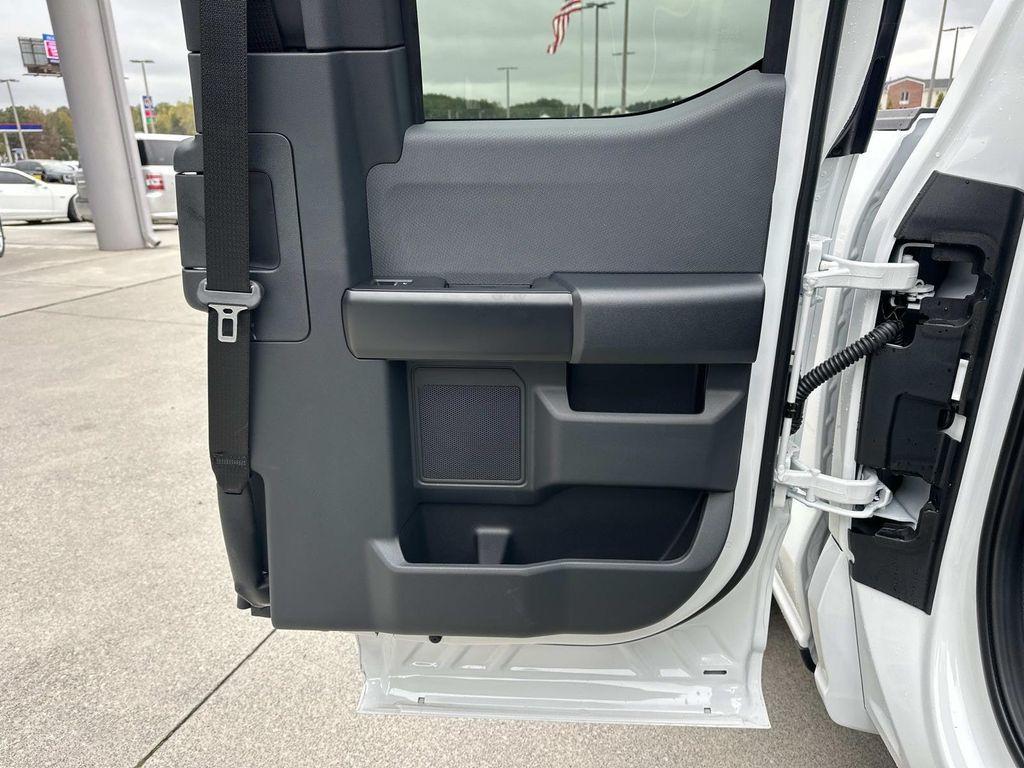 new 2025 Ford F-150 car, priced at $40,748