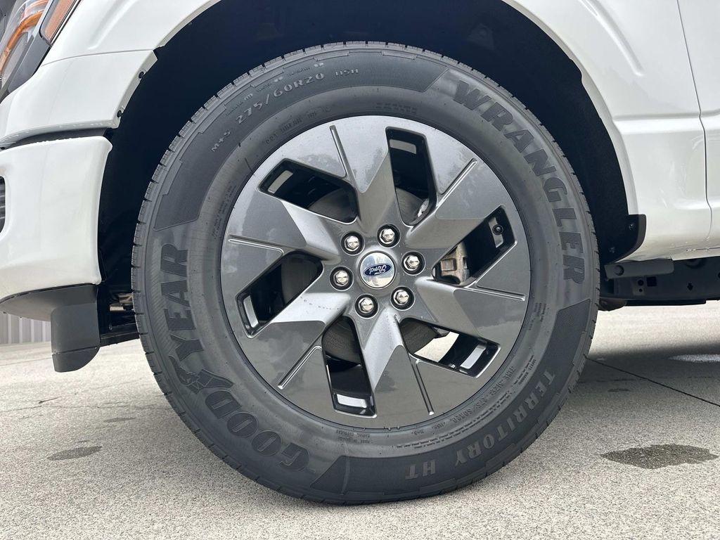 new 2025 Ford F-150 car, priced at $40,748