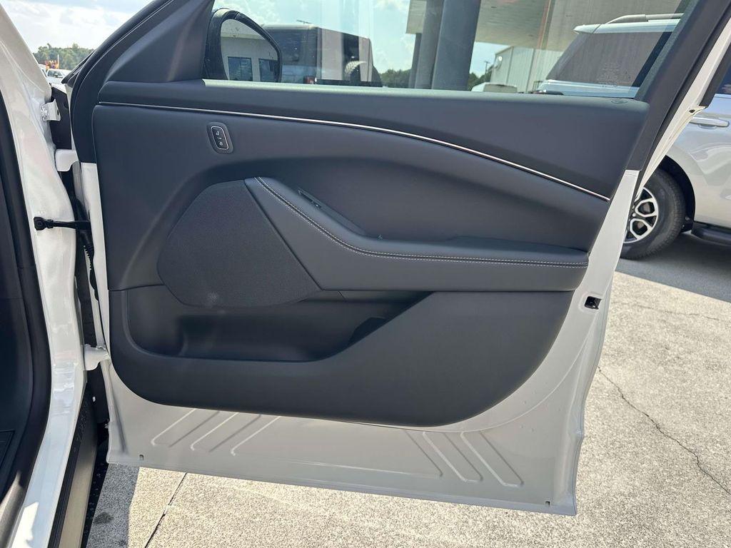 new 2025 Ford Mustang Mach-E car, priced at $43,673