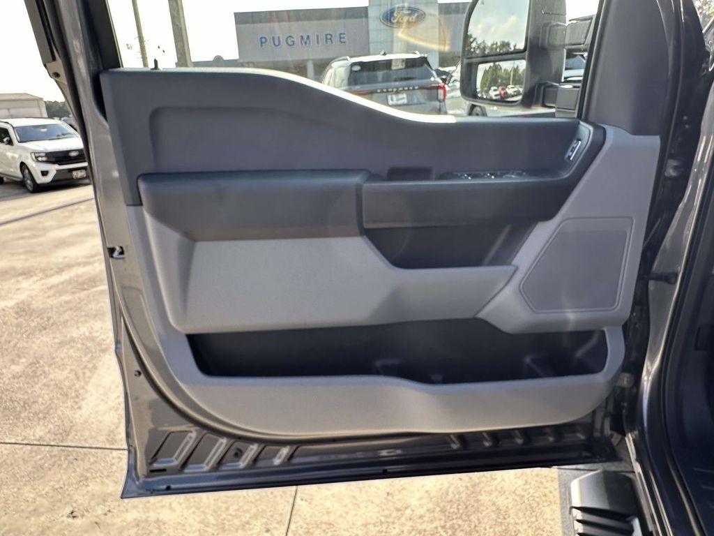 new 2026 Ford F-350 car, priced at $62,608