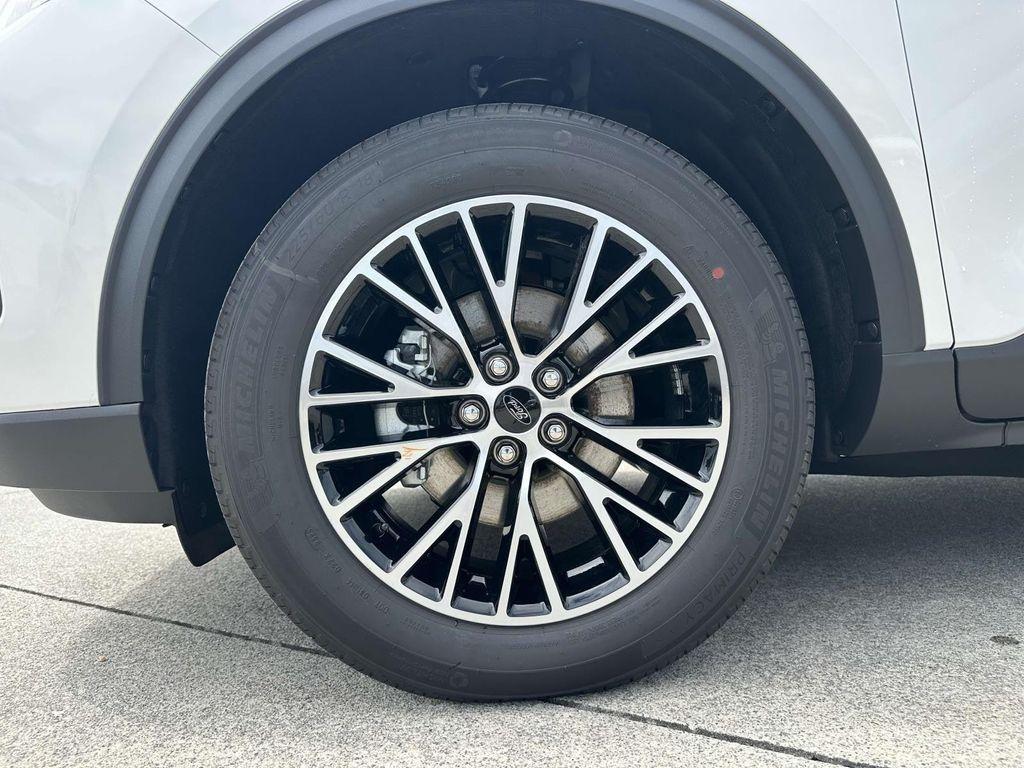 new 2025 Ford Escape PHEV car, priced at $34,783