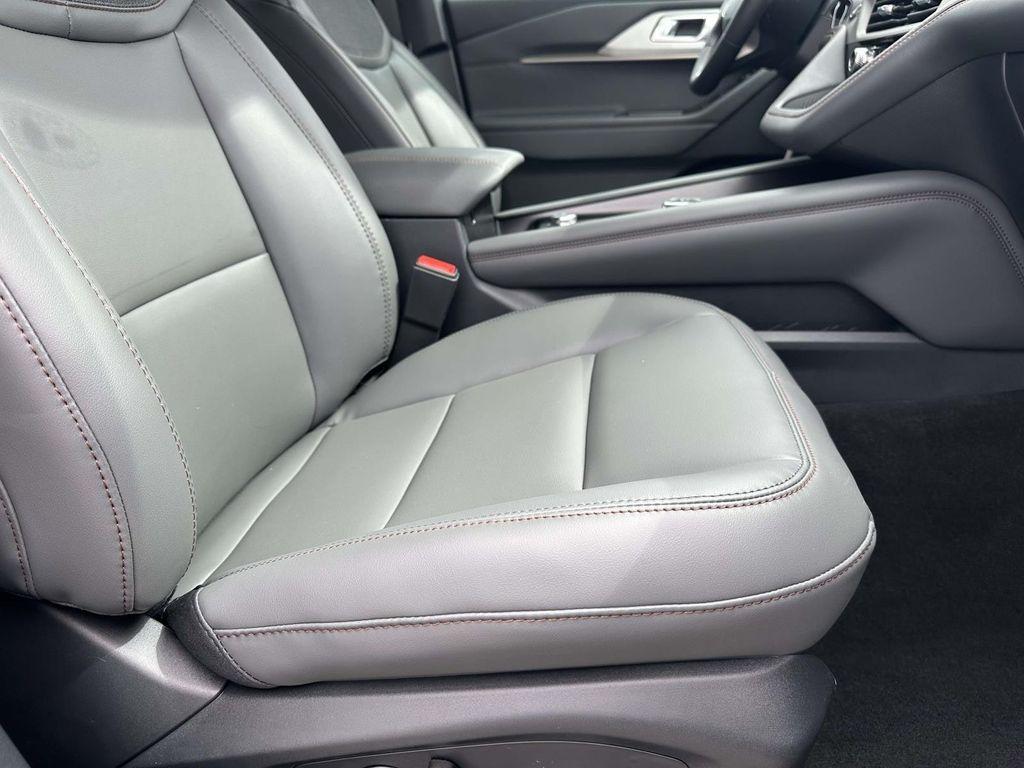 new 2025 Ford Explorer car, priced at $42,418
