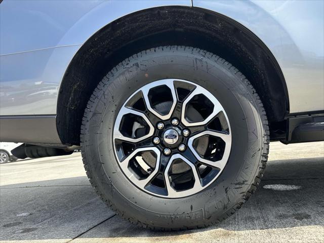 new 2024 Ford Expedition car, priced at $51,618