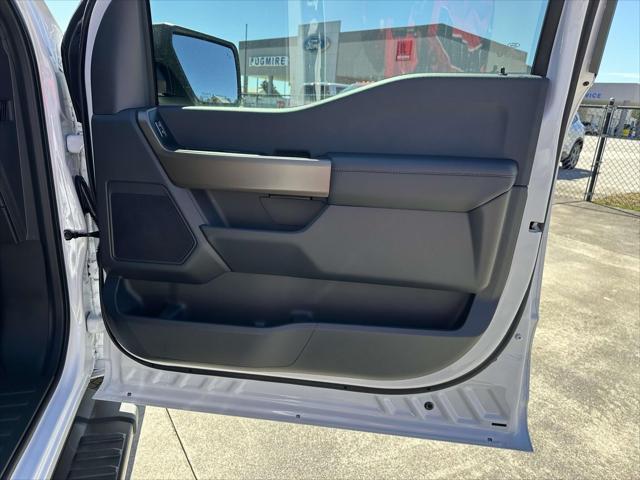 new 2025 Ford F-150 car, priced at $50,713