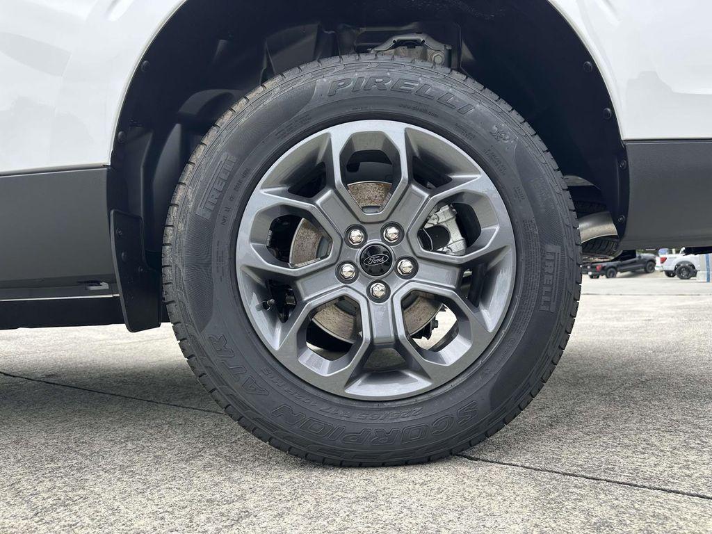 new 2025 Ford Maverick car, priced at $34,518