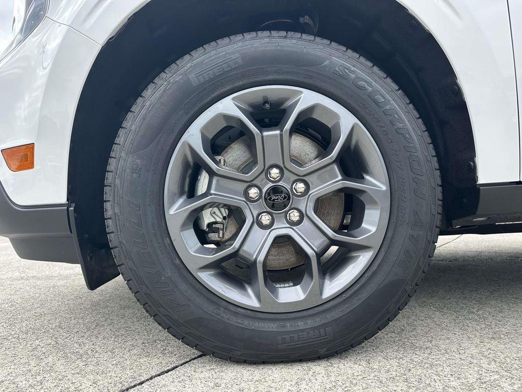 new 2025 Ford Maverick car, priced at $34,518