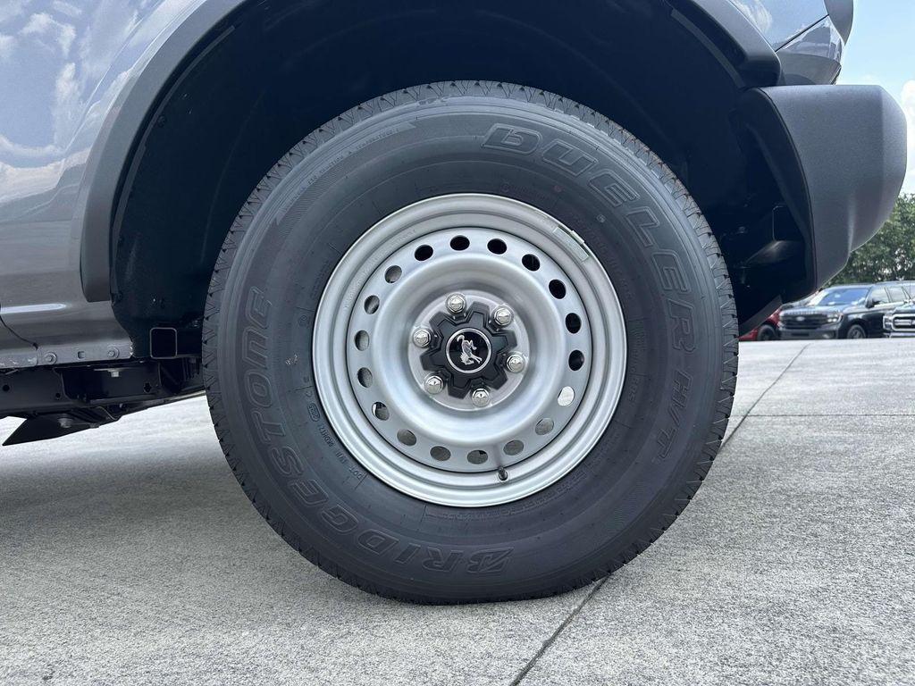 new 2025 Ford Bronco car, priced at $39,883