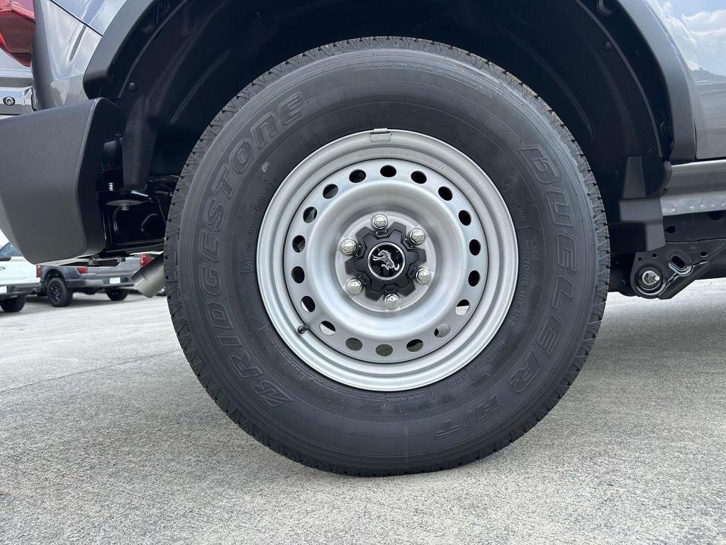 new 2025 Ford Bronco car, priced at $39,883