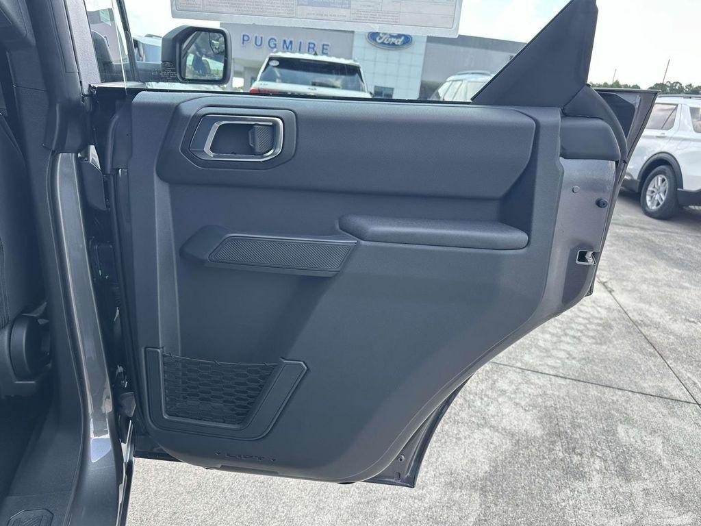 new 2025 Ford Bronco car, priced at $39,883
