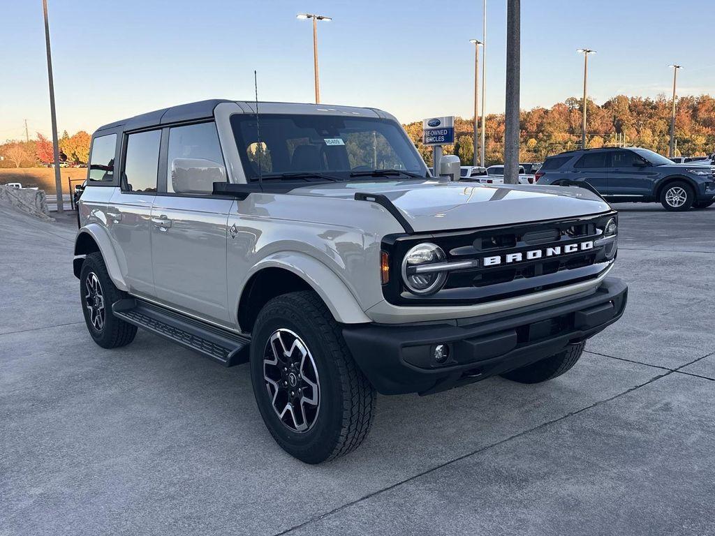 new 2025 Ford Bronco car, priced at $49,863