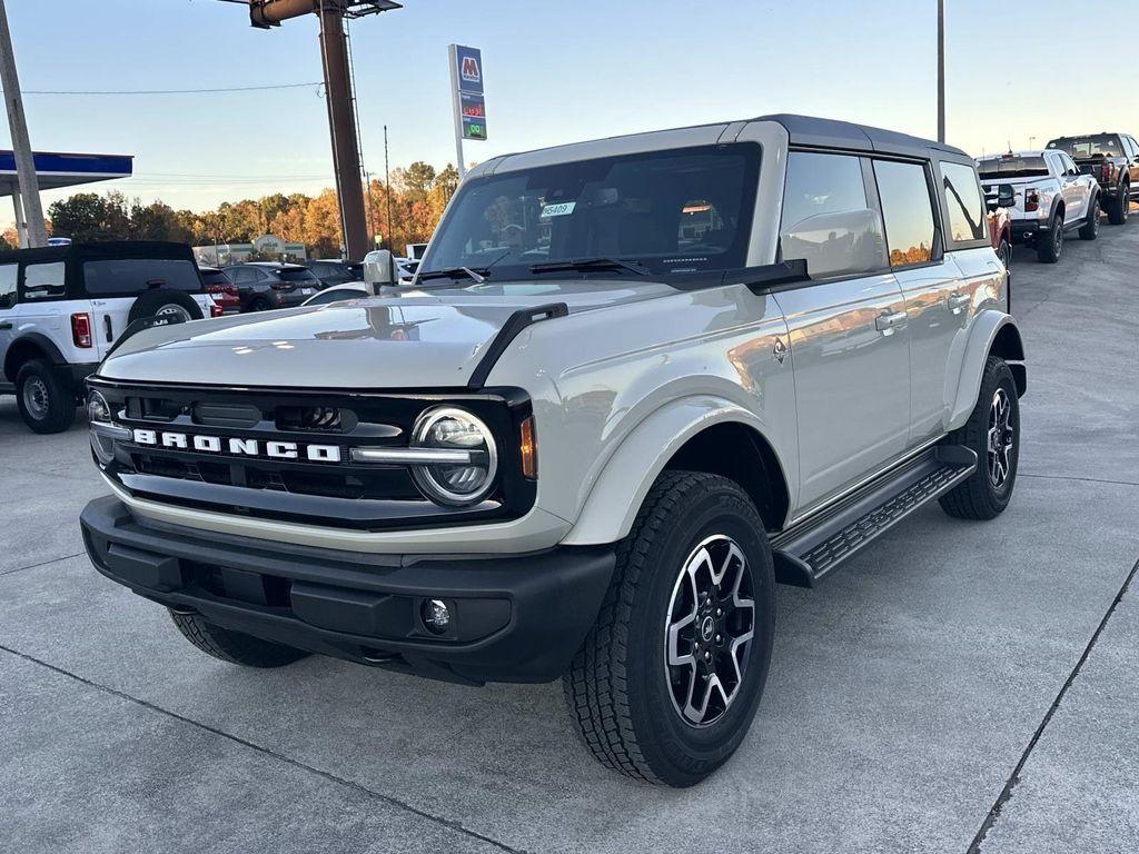 new 2025 Ford Bronco car, priced at $49,863