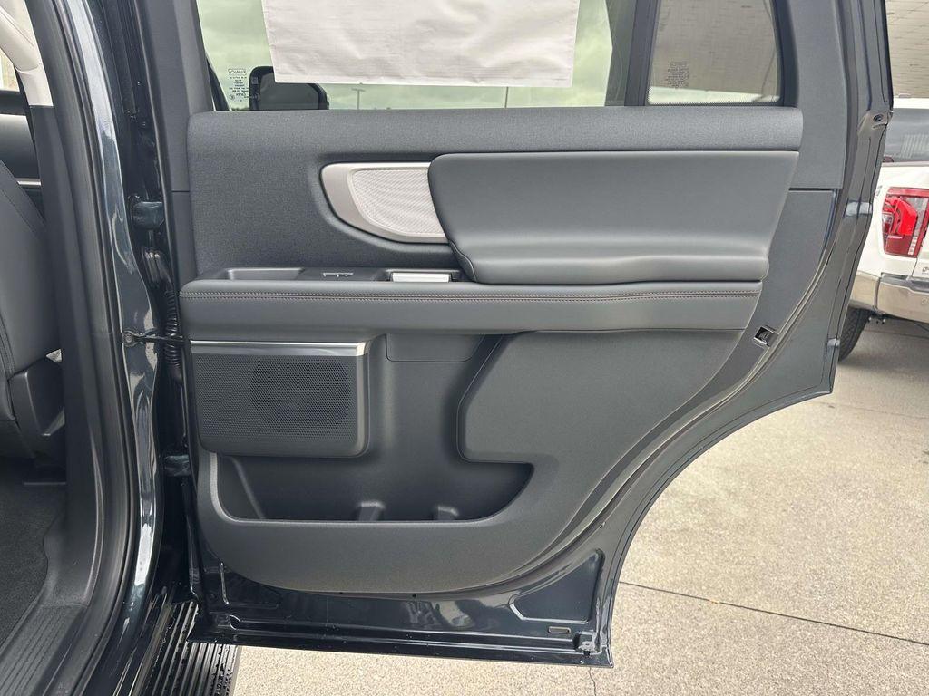 new 2025 Ford Expedition car, priced at $65,433